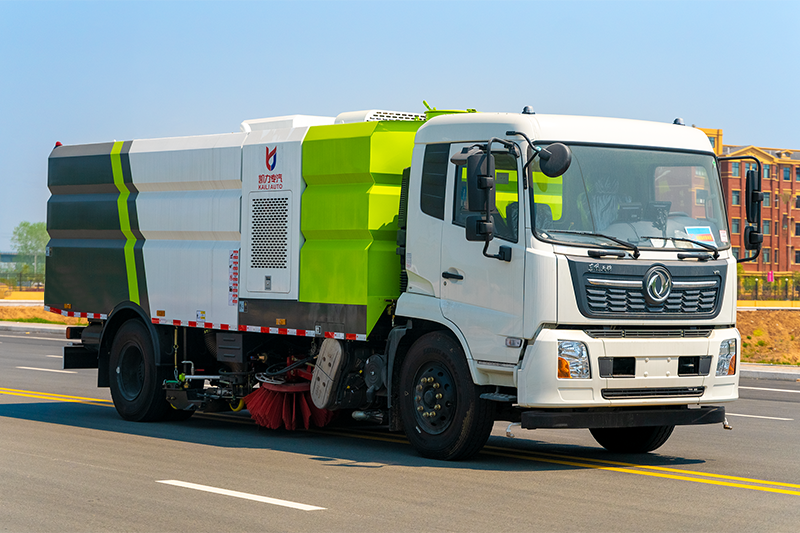 東風天錦洗掃車（9水(shuǐ) 7塵）